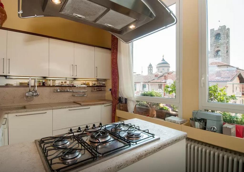 B&B La Torretta Di Via Tassis Bergamo Exterior foto